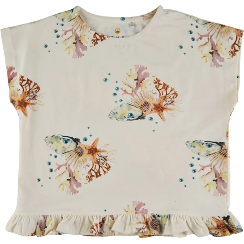 Trendy Traveler THE NEW White Swan Coral AOP Giselle T-shirt