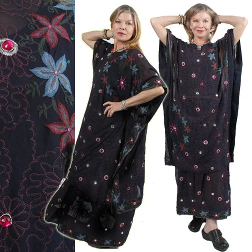 Street Graffiti Design SunHeart Silk Bejeweled Caftan & Skirt Set SML-8X