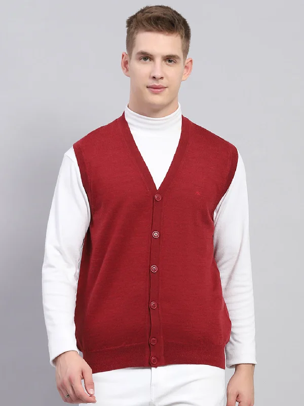 Men Maroon Solid V Neck Sleeveless Cardigan